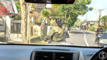 Bali - on peut tout transporter sur un scooter